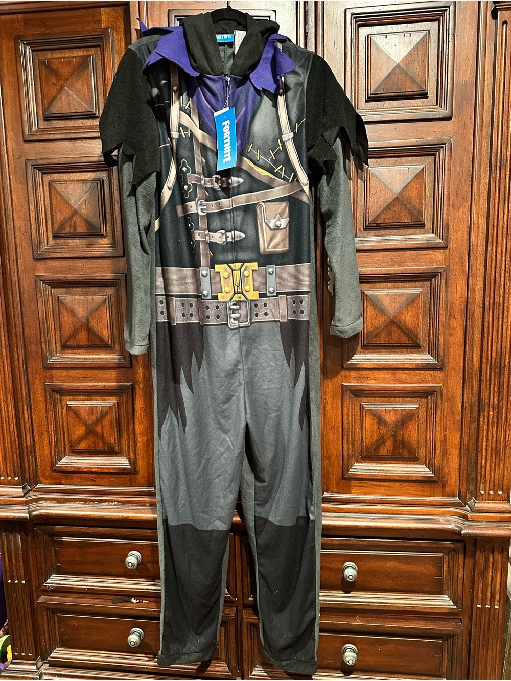 Fortnite Men’s LARGE Black & Gray Raven Claw Costume Jogger Pants Pajamas